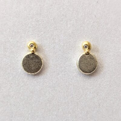 gold stud diamond earrings