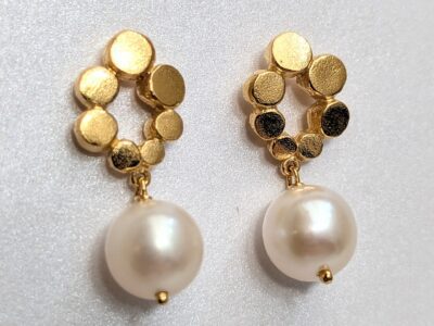 gold-plated silver pearl earrings