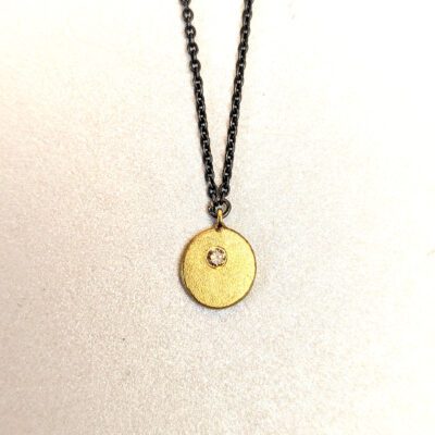 diamond gold pendant