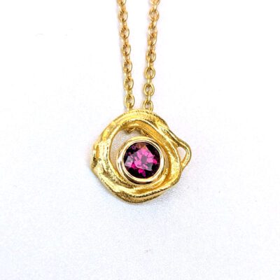 Ruby gold bay pendant